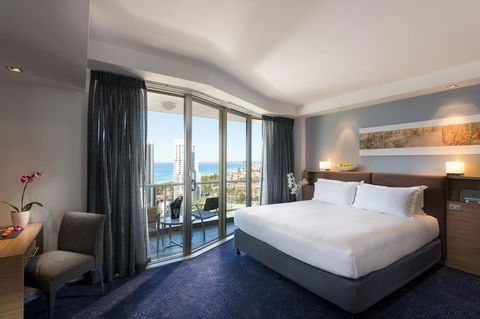 Sofitel Gold Coast Broadbeach - Accommodation Nelson Bay 3