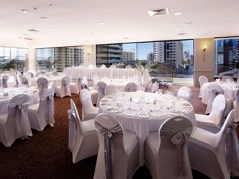 Sofitel Gold Coast Broadbeach - Accommodation Nelson Bay 36