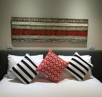 Calamvale Hotel Suites and Conference Centre - Accommodation Nelson Bay
