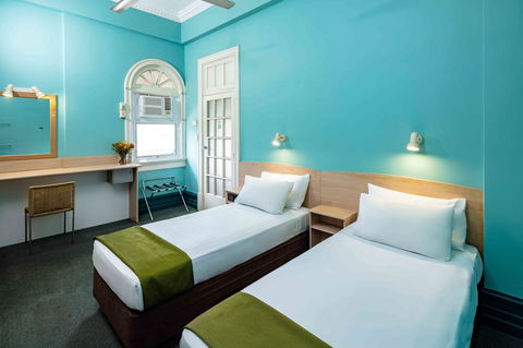 Hides Hotel - Accommodation Nelson Bay 18