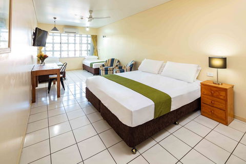 Hides Hotel - Accommodation Nelson Bay 13