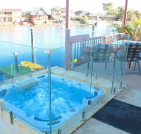 Waterside Resort Style - Accommodation Nelson Bay