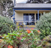 Waverley House Cottages - Accommodation Nelson Bay