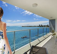 Waves Maroochy River - Accommodation Nelson Bay