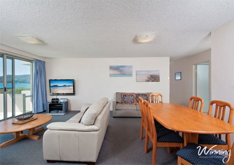 Weatherly Close, Ocean Shores, Unit 07, 27 - Accommodation Nelson Bay 3