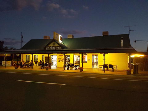 Wellshot Hotel - Accommodation Nelson Bay 2