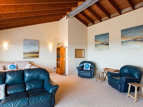 Werri Views - Nelson Bay Accommodation.com 1