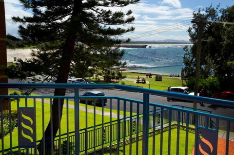 Whitesands, Unit 103, 38 North Street - Accommodation Nelson Bay 1
