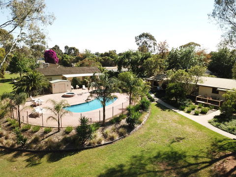 Winbi River Resort Holiday Rentals - Accommodation Nelson Bay 3
