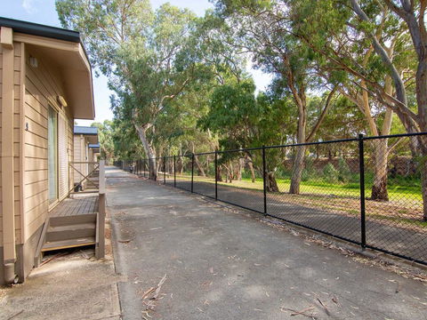 Windsor Gardens Caravan Park - Accommodation Nelson Bay 2