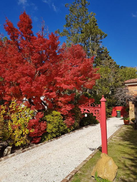 Winston Cottage At Three Sisters - Nelson Bay Accommodation.com 1