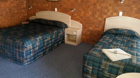 Yambil Inn - Accommodation Nelson Bay 1