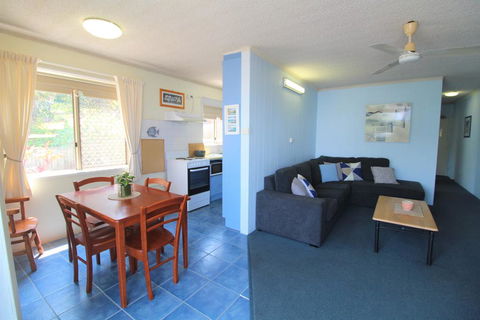 Yamba Towers 2 - Accommodation Nelson Bay 2