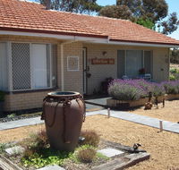 Yellow Gum Bed and Breakfast - Accommodation Nelson Bay