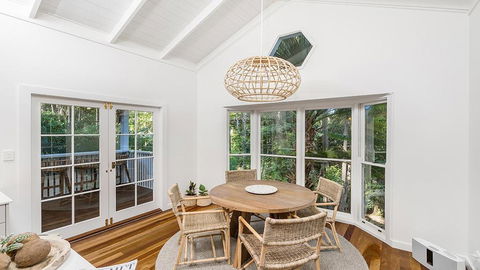Your Luxury Escape - Bel Ombre - Palm Tree Retreat - Accommodation Nelson Bay 2
