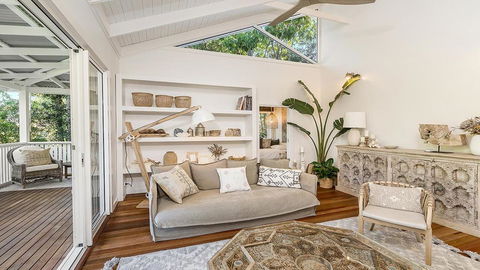 Your Luxury Escape - Bel Ombre - Palm Tree Retreat - Accommodation Nelson Bay 1