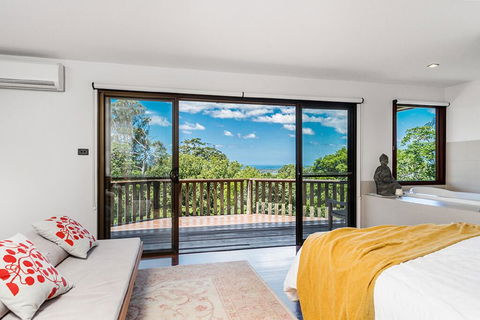 Your Luxury Escape - Cedar View - Accommodation Nelson Bay 2