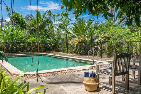 Your Luxury Escape - Cedar View - Accommodation Nelson Bay 3