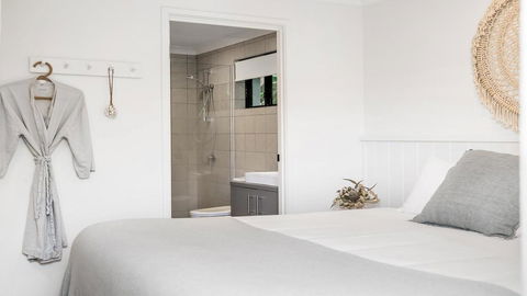 Your Luxury Escape - Den - 5min Walk To Clarke's Beach - Accommodation Nelson Bay 3