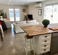 YSG The Edward Townhouse 153 - Walk To Town - Accommodation Nelson Bay