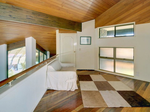 Yulunga 20 - 4 BDRM Canal Home With Pool - Accommodation Nelson Bay 1