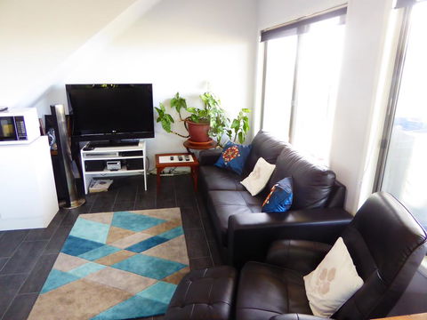Yuruga - Accommodation Nelson Bay 3
