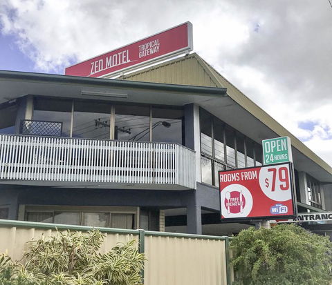 ZED MOTELS Tropical Gateway - Accommodation Nelson Bay 0
