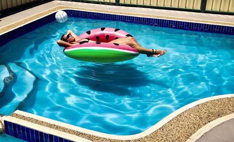 ZED MOTELS Tropical Gateway - Accommodation Nelson Bay 1