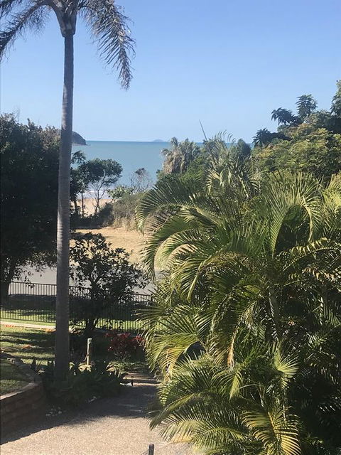 Zilzie House - Accommodation Nelson Bay 3