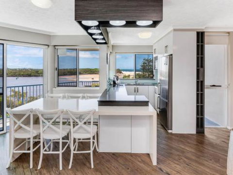 #12 The Outlook, Currimundi - Accommodation Nelson Bay 2