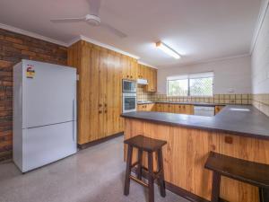 Croydon Ave 50 - Currimundi - Accommodation Nelson Bay 5