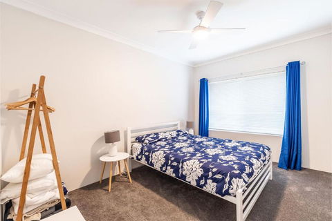 Adriana 4 Open Plan Living With Backyard - Accommodation Nelson Bay 4