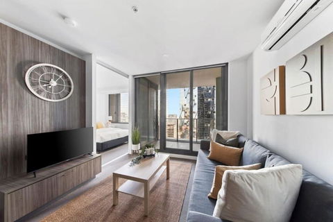 A 2BR Apt With City Views Next To Southern Cross - Accommodation Nelson Bay 1