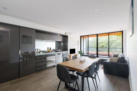 A 3BR Apt Next To Melbourne Zoo FREE Parking - Accommodation Nelson Bay 0