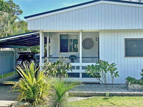 A AMITY BEACH BABY - Accommodation Nelson Bay 0