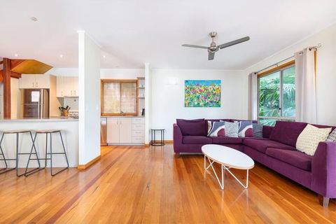 A Beach House - Accommodation Nelson Bay 2