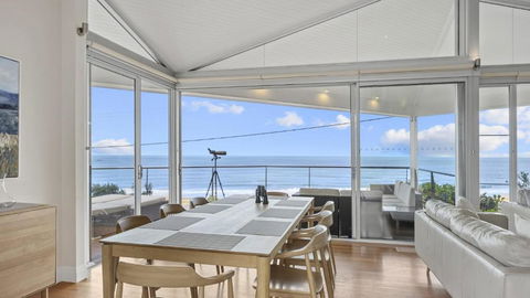 A Beachside Getaway - 8 - Accommodation Nelson Bay 0