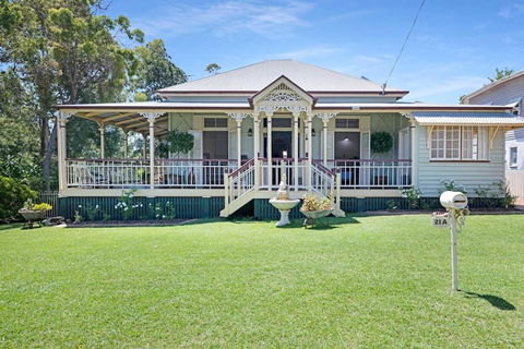 A Charming Queenslander - Accommodation Nelson Bay 4