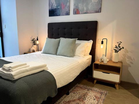 A City Oasis - Full Apartment With Balcony - Accommodation Nelson Bay 4