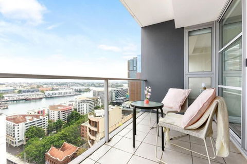A Comfy & Spacious 2BR Apt Harbour View - Accommodation Nelson Bay 2