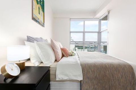 A Comfy & Spacious 2BR Apt Harbour View - Accommodation Nelson Bay 4