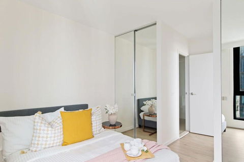 A Cozy 2BR Apt With Panoramic Views FREE Parking - Accommodation Nelson Bay 3
