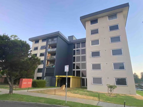 A Little Slice Of Fremantle One Bedroom Character Apartment - Accommodation Nelson Bay 3