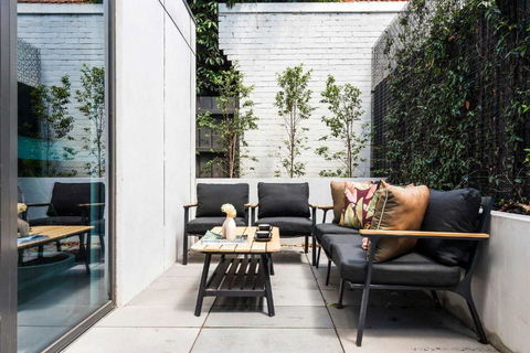 A Lux 3BR Townhouse In South Yarra FREE Parking - Accommodation Nelson Bay 4