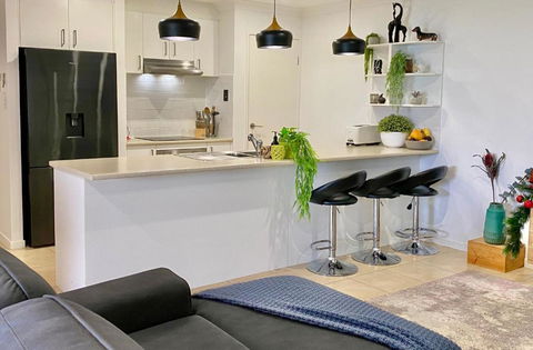 A Peaceful Private Home Away From Home In Pacific Pines - Accommodation Nelson Bay 2