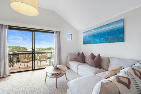 A Stones Throw Gnarabup - Accommodation Nelson Bay 2
