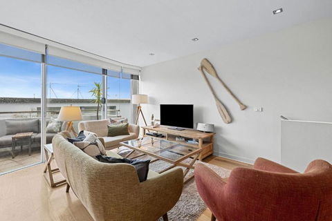 A Touch Of Class - Accommodation Nelson Bay 2