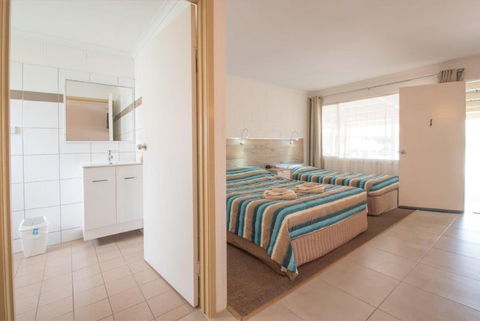 A & A Motel - Accommodation Nelson Bay 3