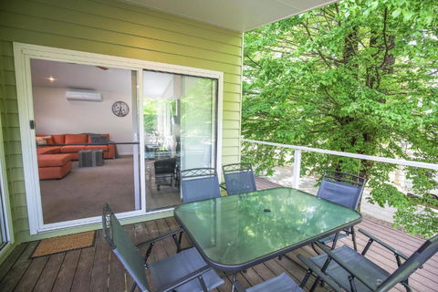 Aberdeen - Accommodation Nelson Bay 3