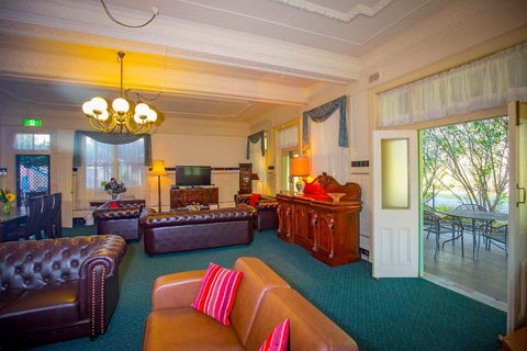 Abernethy House - Accommodation Nelson Bay 3
